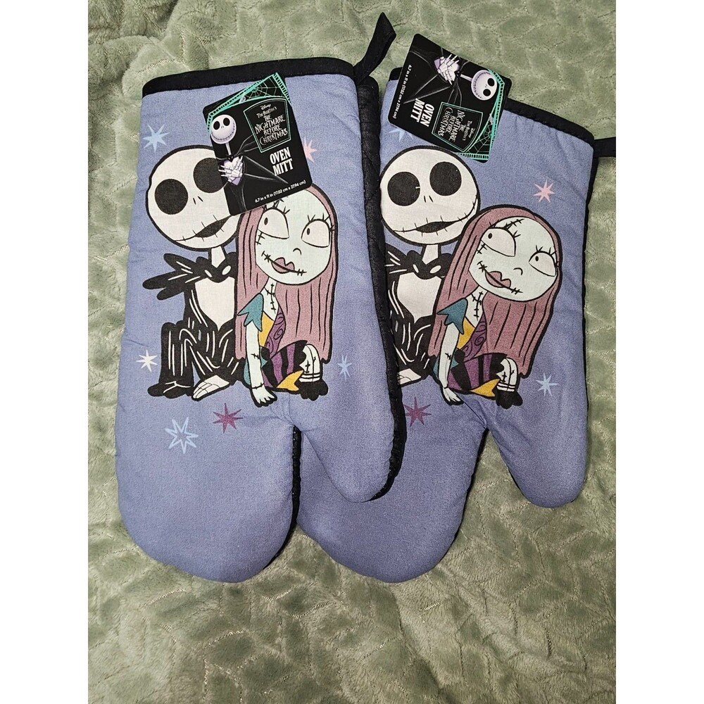 Nightmare Before Christmas Kitchen Pot Holder Hot Pad Oven Mitt Two Piece Set NW